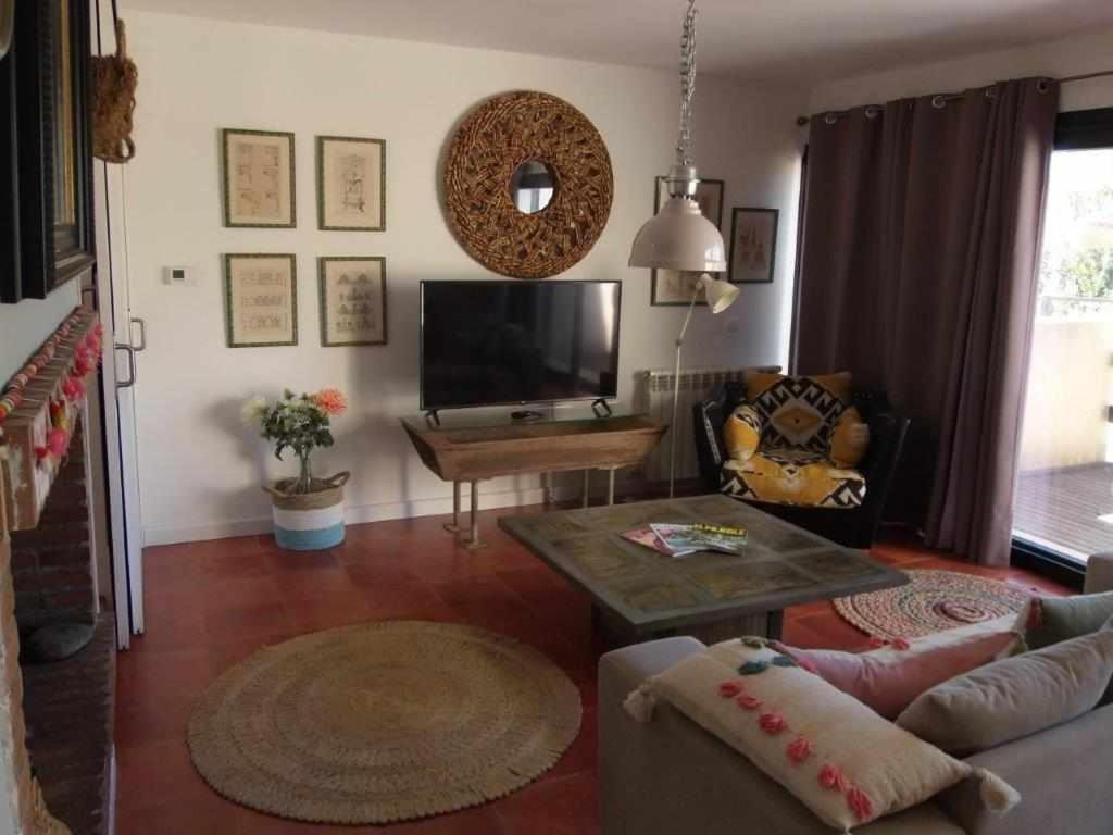 Casa Iona Chalet Adosado Con Vistas A La Montana 나바레돈다 데 그레도스 외부 사진